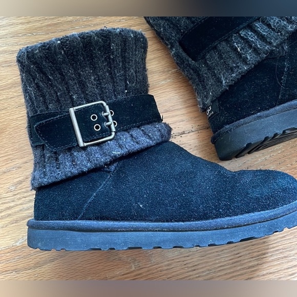 UGG Australia Cambridge Women's Black Suede Knit Shaft size 7 - Picture 1 of 5